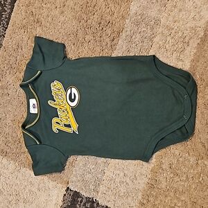 NFL Green Bay Packers Baby Team Apparel Onesie- 18 Month (Unisex).  EUC